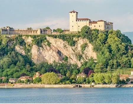 Florida מלון ארונה